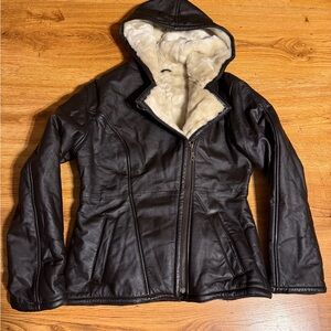 Vintage Womens WILSONS Leather Hooded Bomber Jacket Fur Lined Size Medium